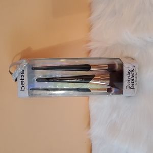bebe Makeup brushes Everyday Essentials